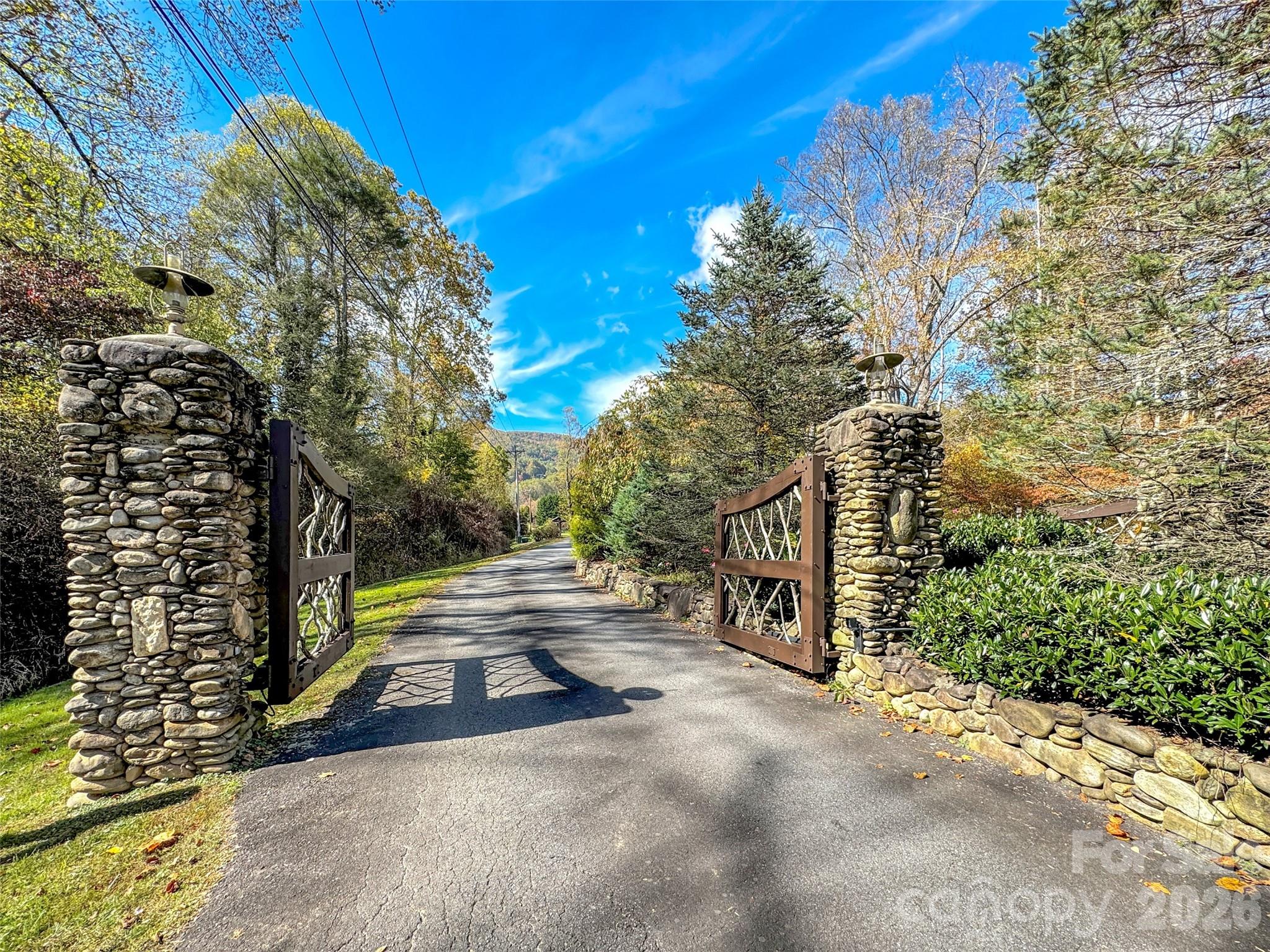 282 Tamarack Trail Waynesville NC 28785