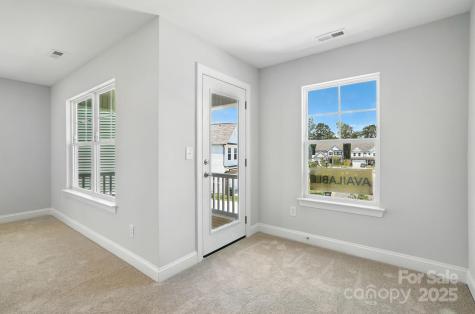 2024 Embassy Court Charlotte NC 28213