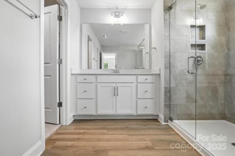 2024 Embassy Court Charlotte NC 28213