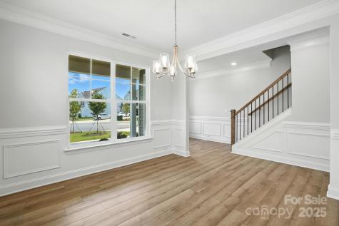 2024 Embassy Court Charlotte NC 28213