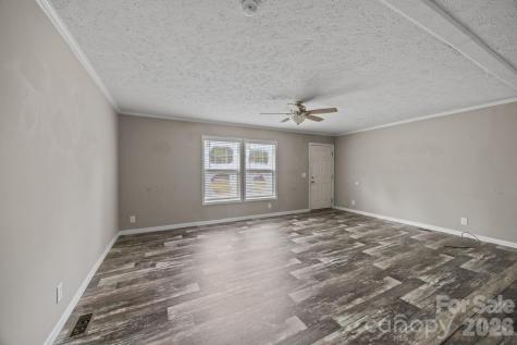 188 Low Lane Statesville NC 28677
