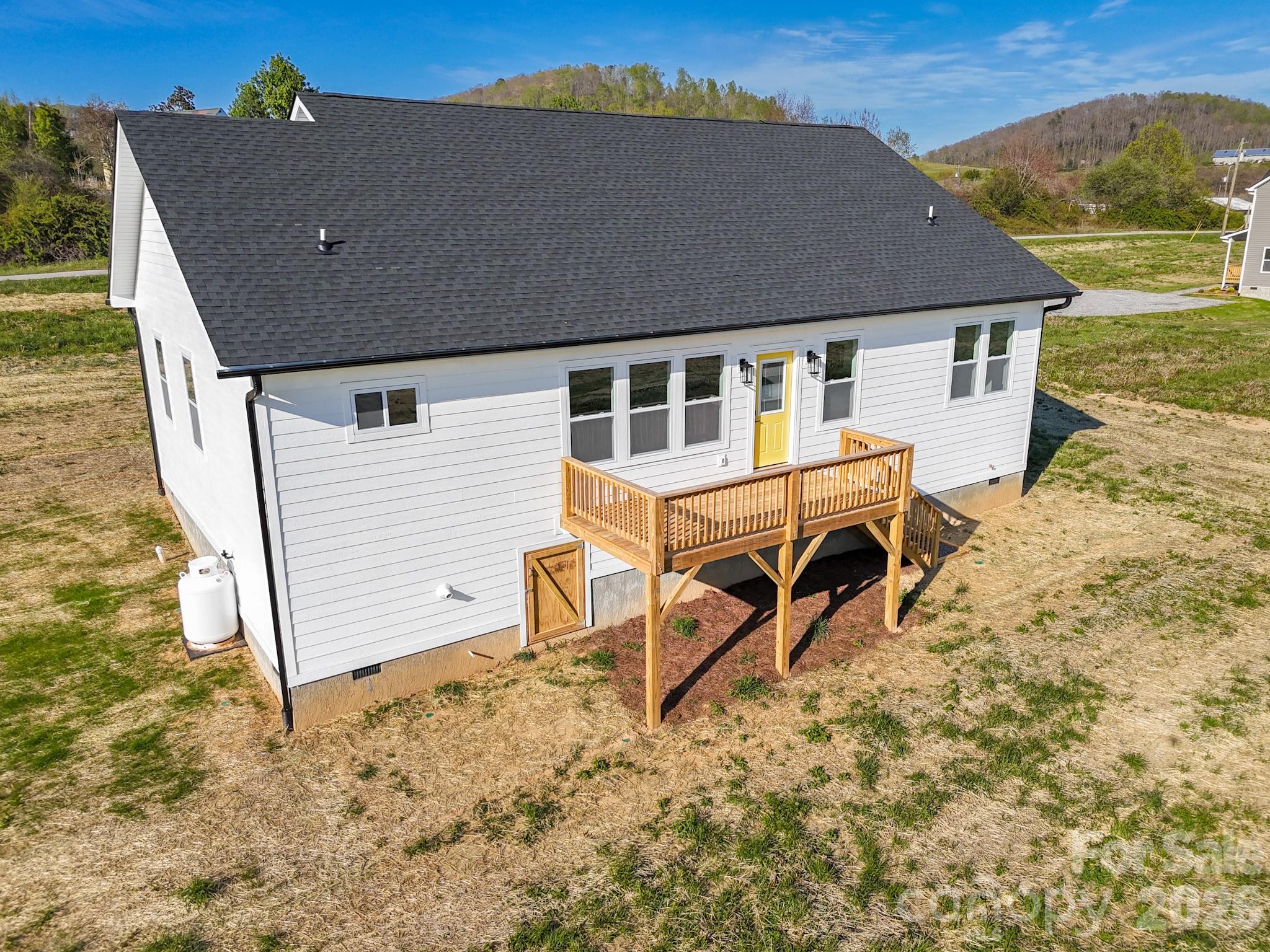 529 Waters Road Hendersonville NC 28792