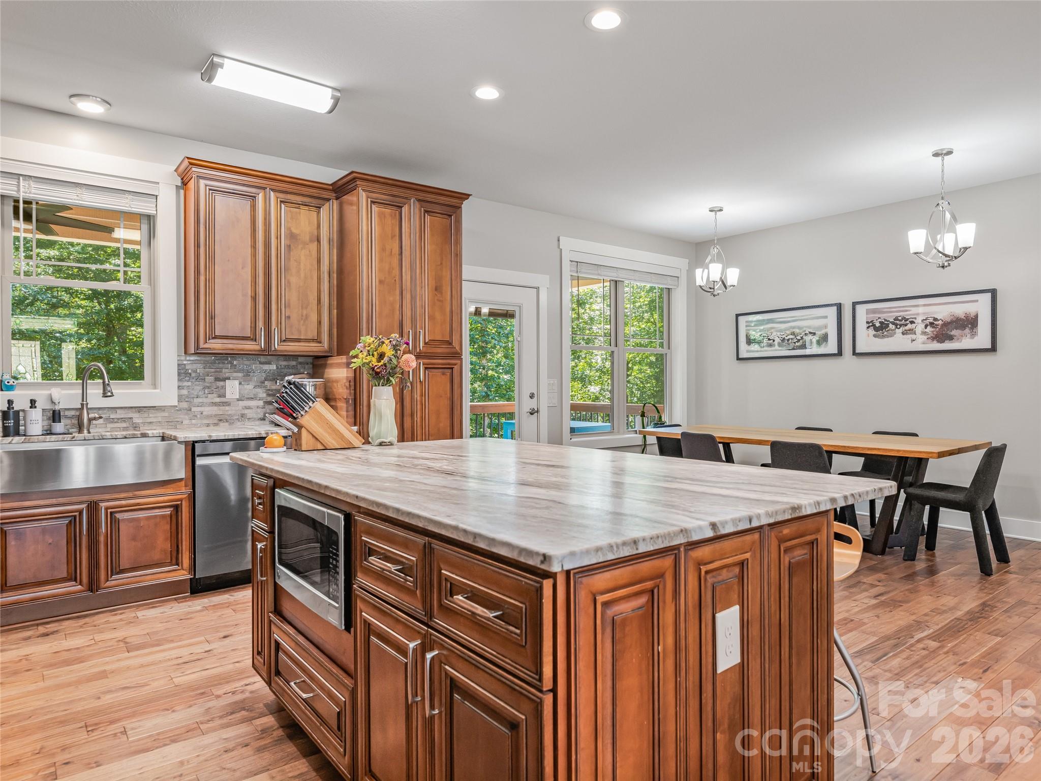 937 Monte Vista Road Candler NC 28715