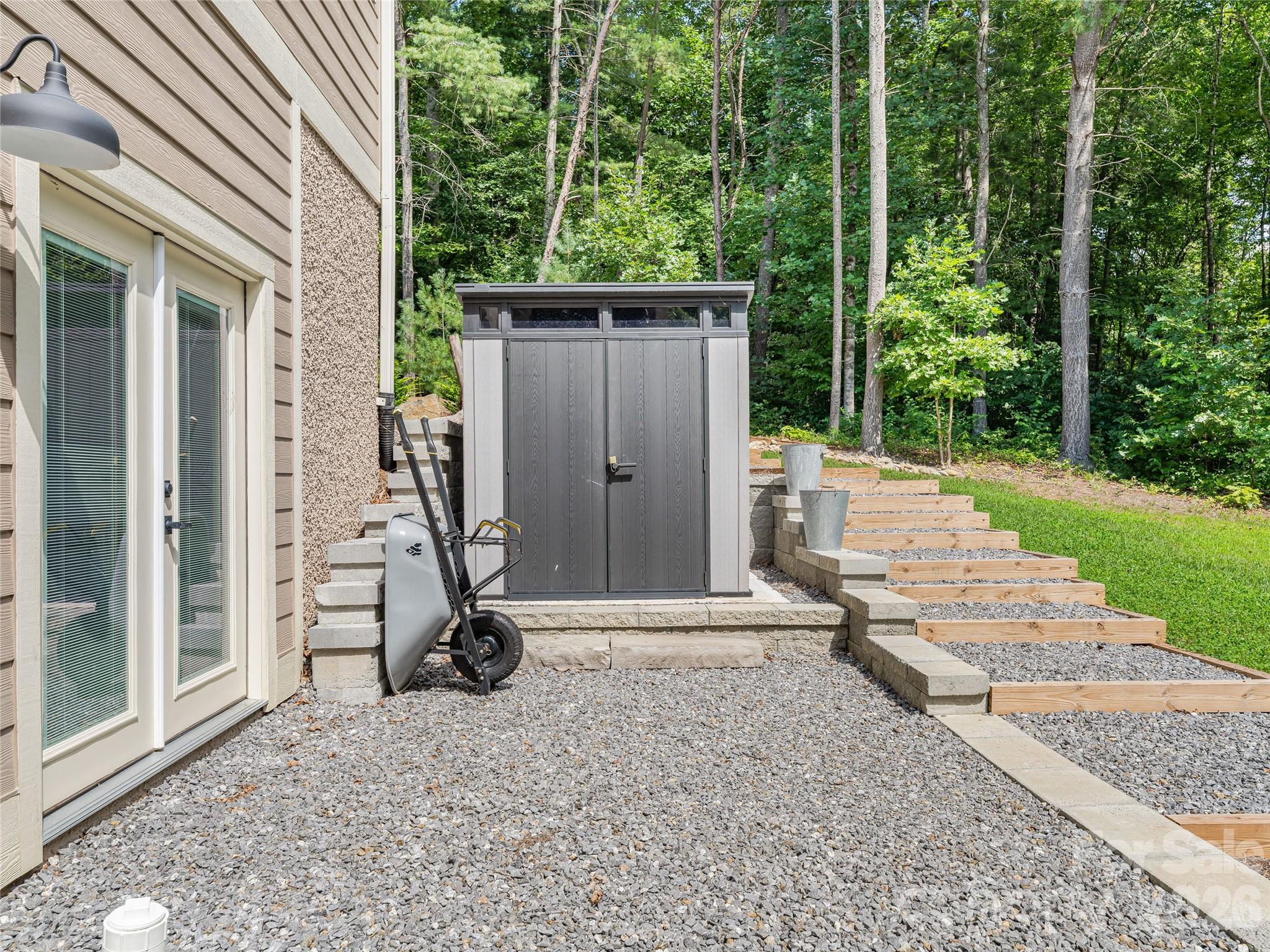 937 Monte Vista Road Candler NC 28715