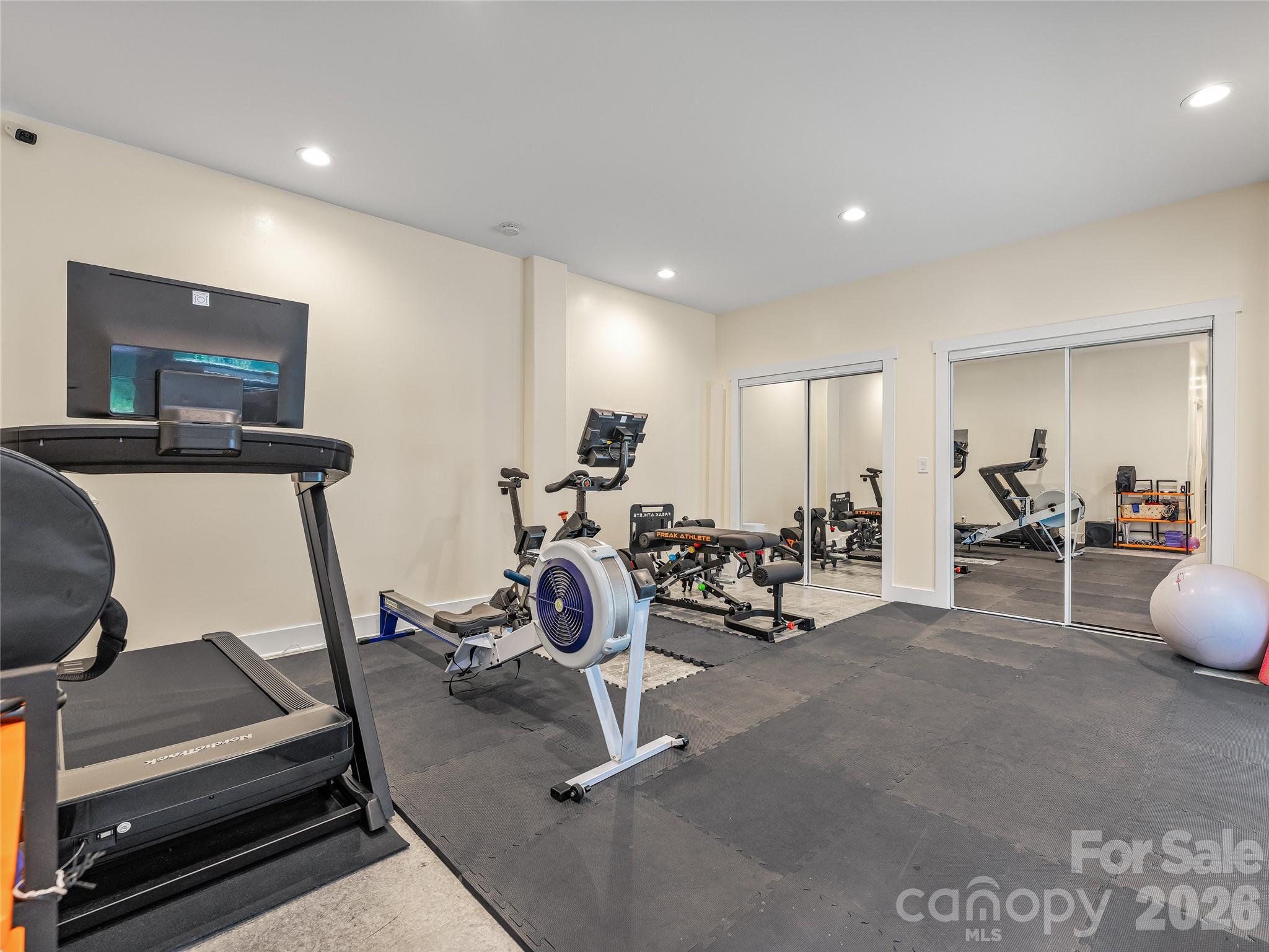 937 Monte Vista Road Candler NC 28715