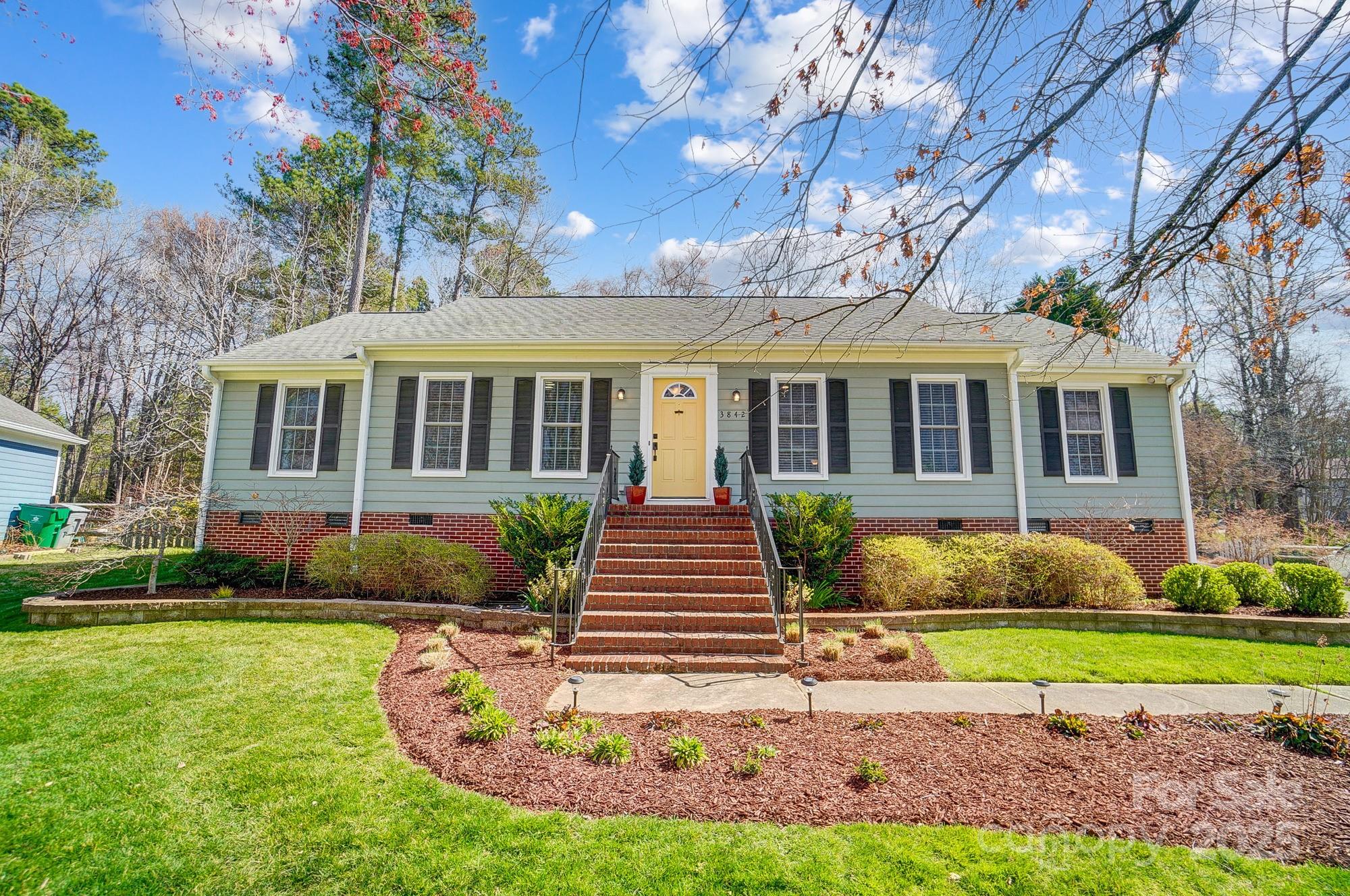3842 Saxonbury Way Charlotte NC 28269