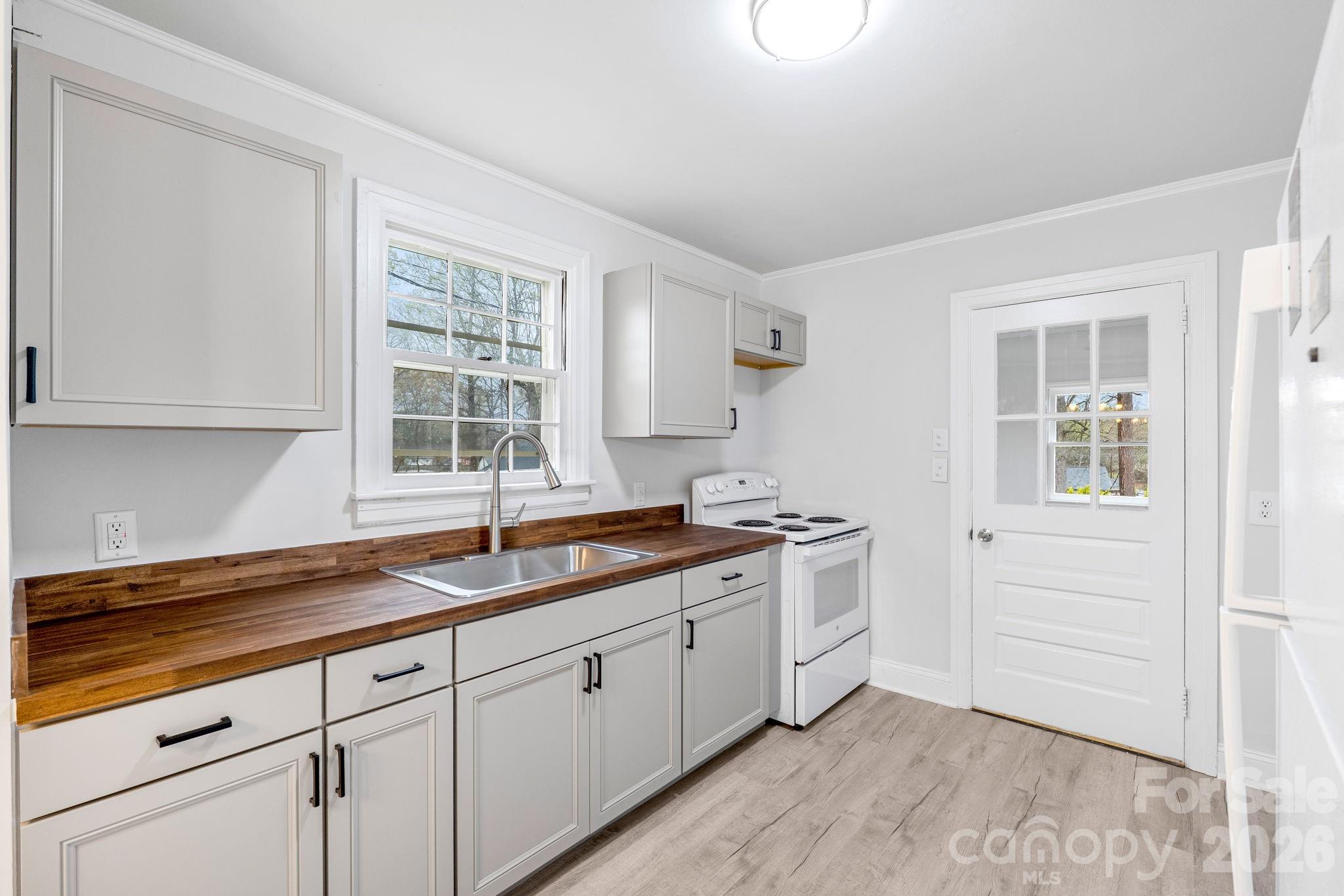 414 Ridge Street Stanley NC 28164