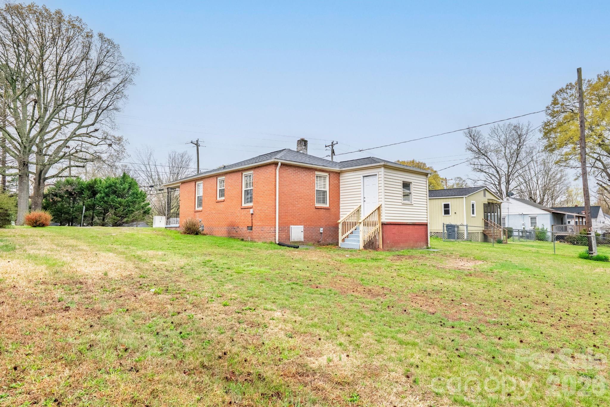 414 Ridge Street Stanley NC 28164