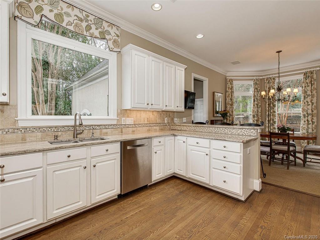 5334 Lila Wood Circle Charlotte NC 28209