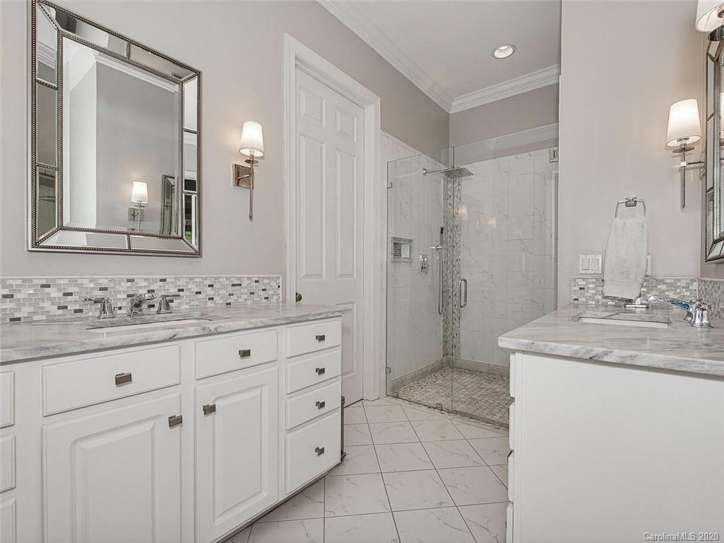 5334 Lila Wood Circle Charlotte NC 28209
