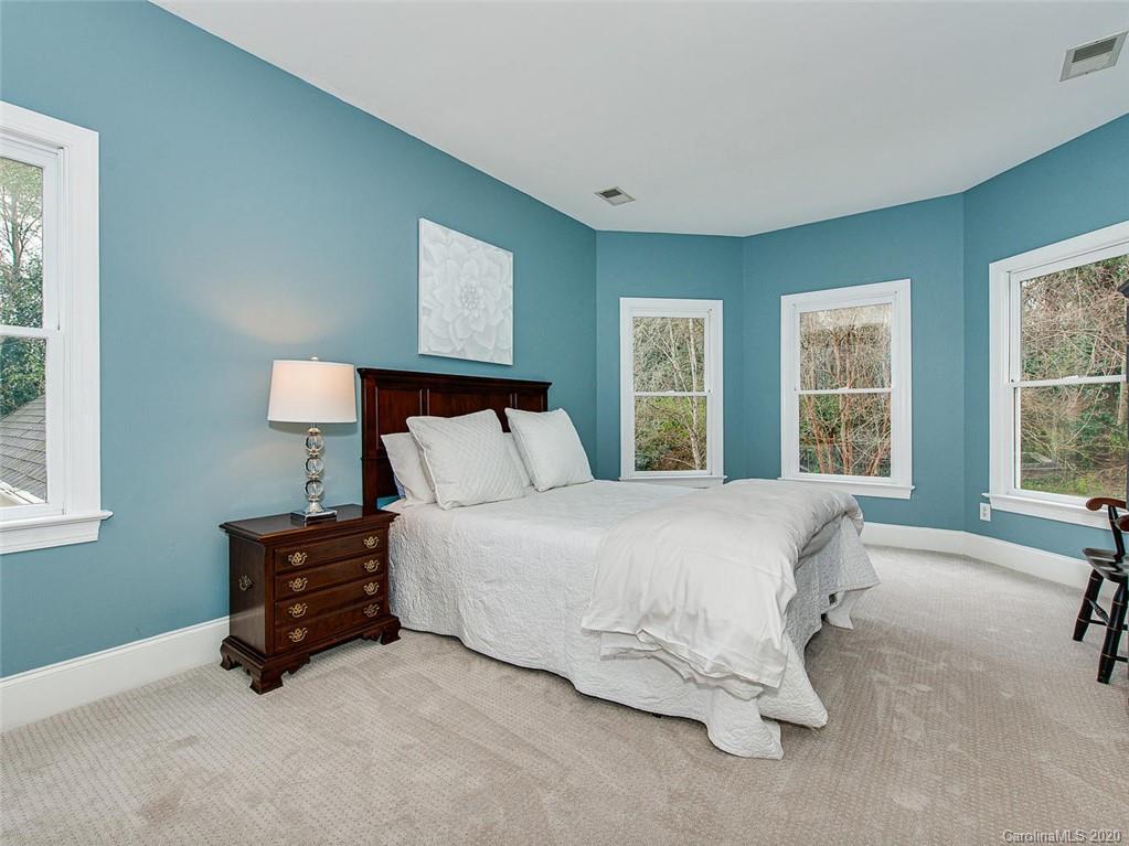 5334 Lila Wood Circle Charlotte NC 28209