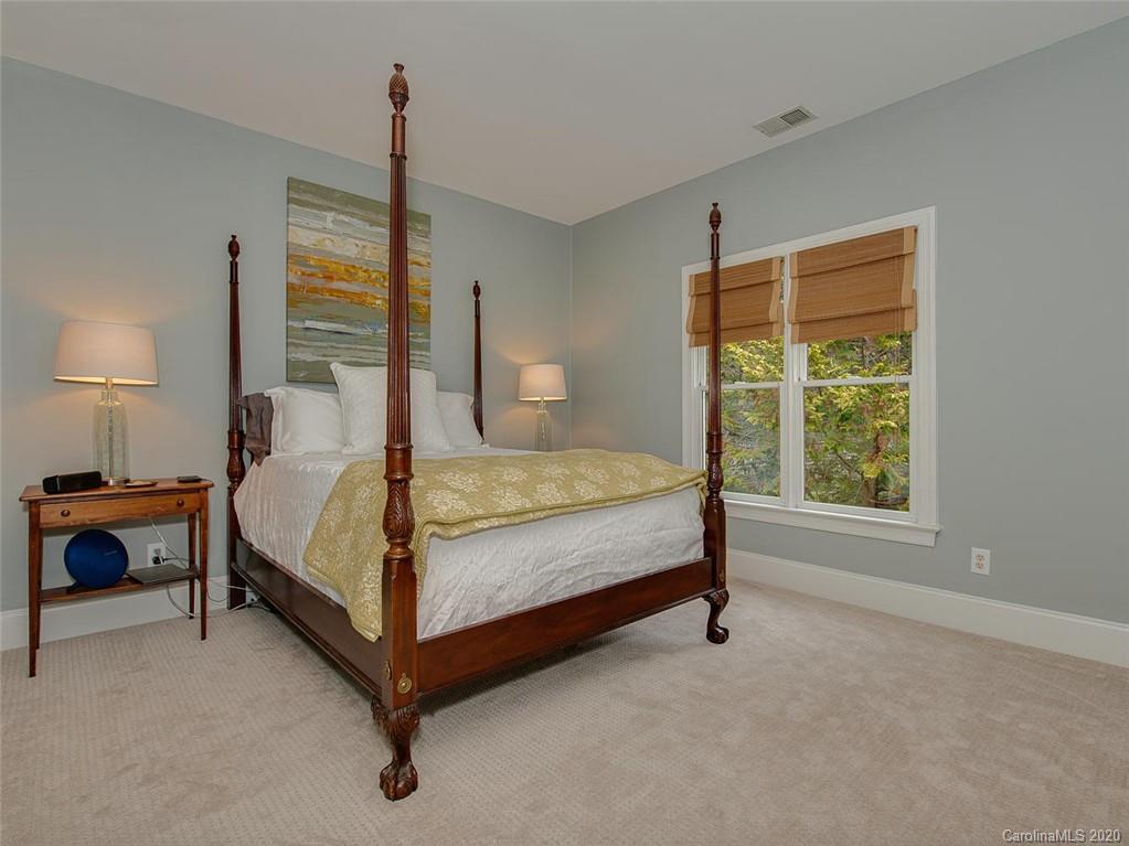 5334 Lila Wood Circle Charlotte NC 28209