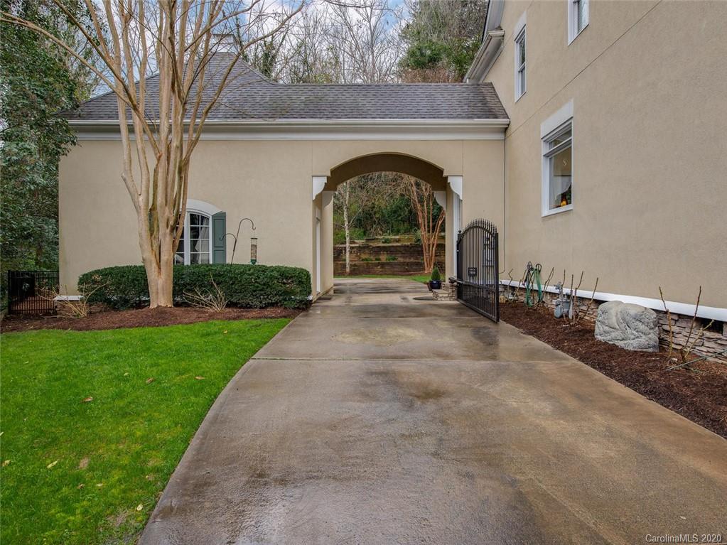 5334 Lila Wood Circle Charlotte NC 28209