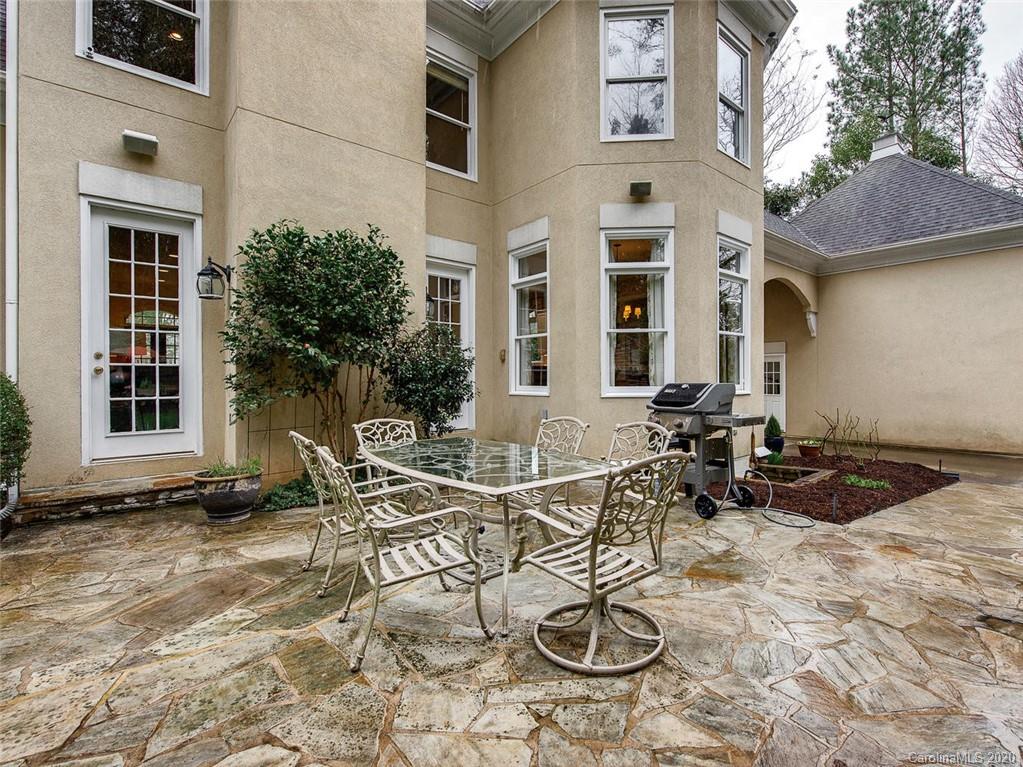 5334 Lila Wood Circle Charlotte NC 28209