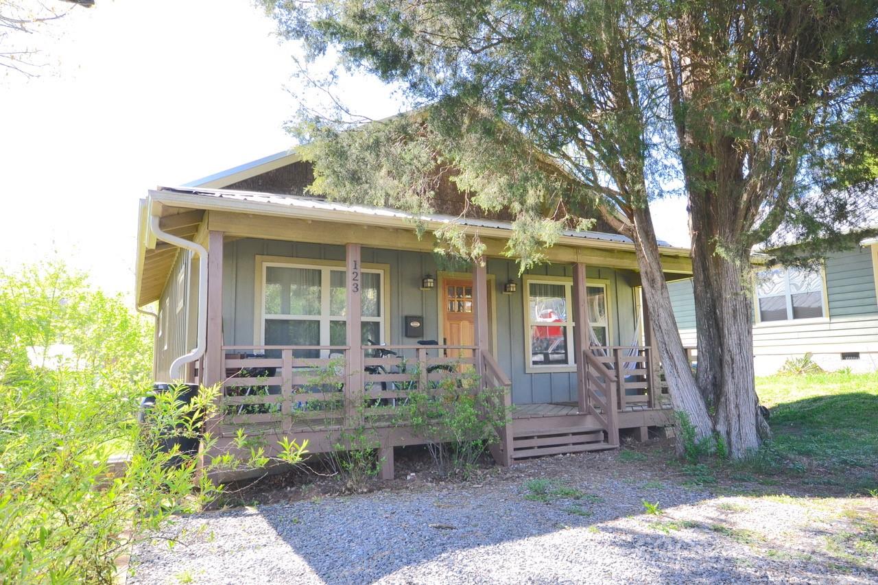 123 Bradley Street Asheville NC 28806
