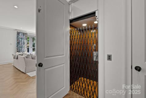 1625 Bibury Lane Charlotte NC 28211