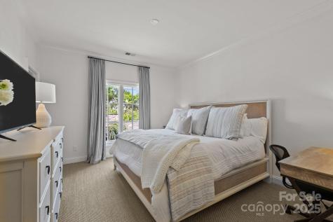 1625 Bibury Lane Charlotte NC 28211