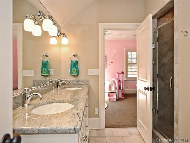 252 Meadowbrook Road Charlotte NC 28211
