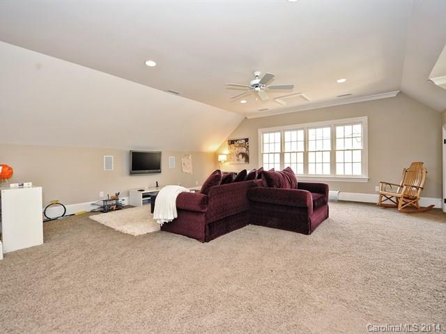 252 Meadowbrook Road Charlotte NC 28211