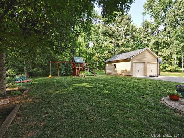 252 Meadowbrook Road Charlotte NC 28211