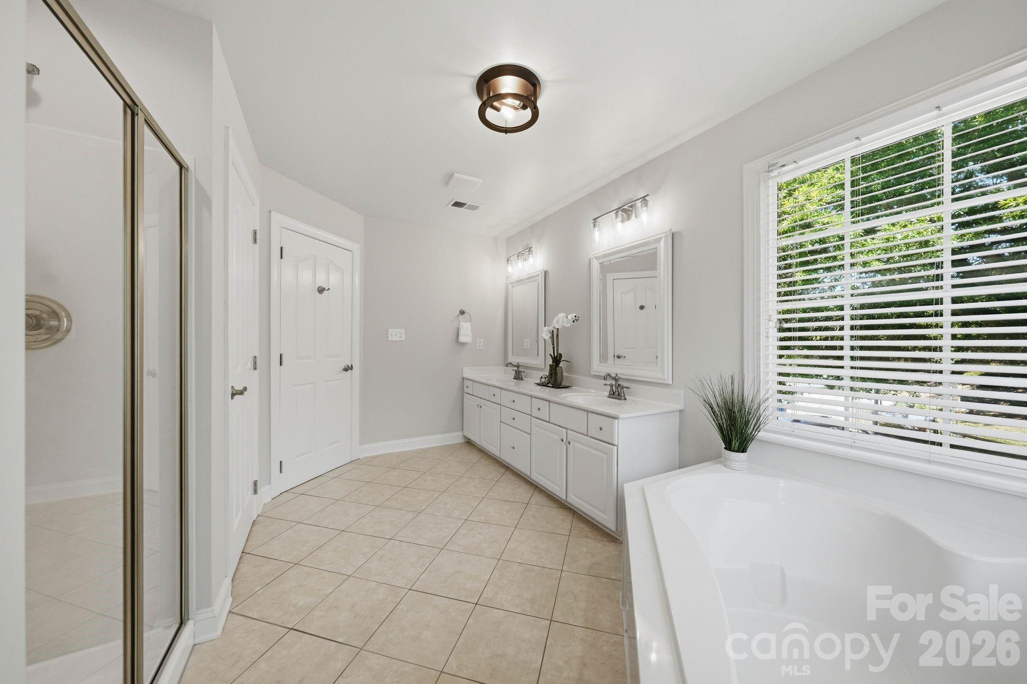 8901 Whipps Cross Court Waxhaw NC 28173
