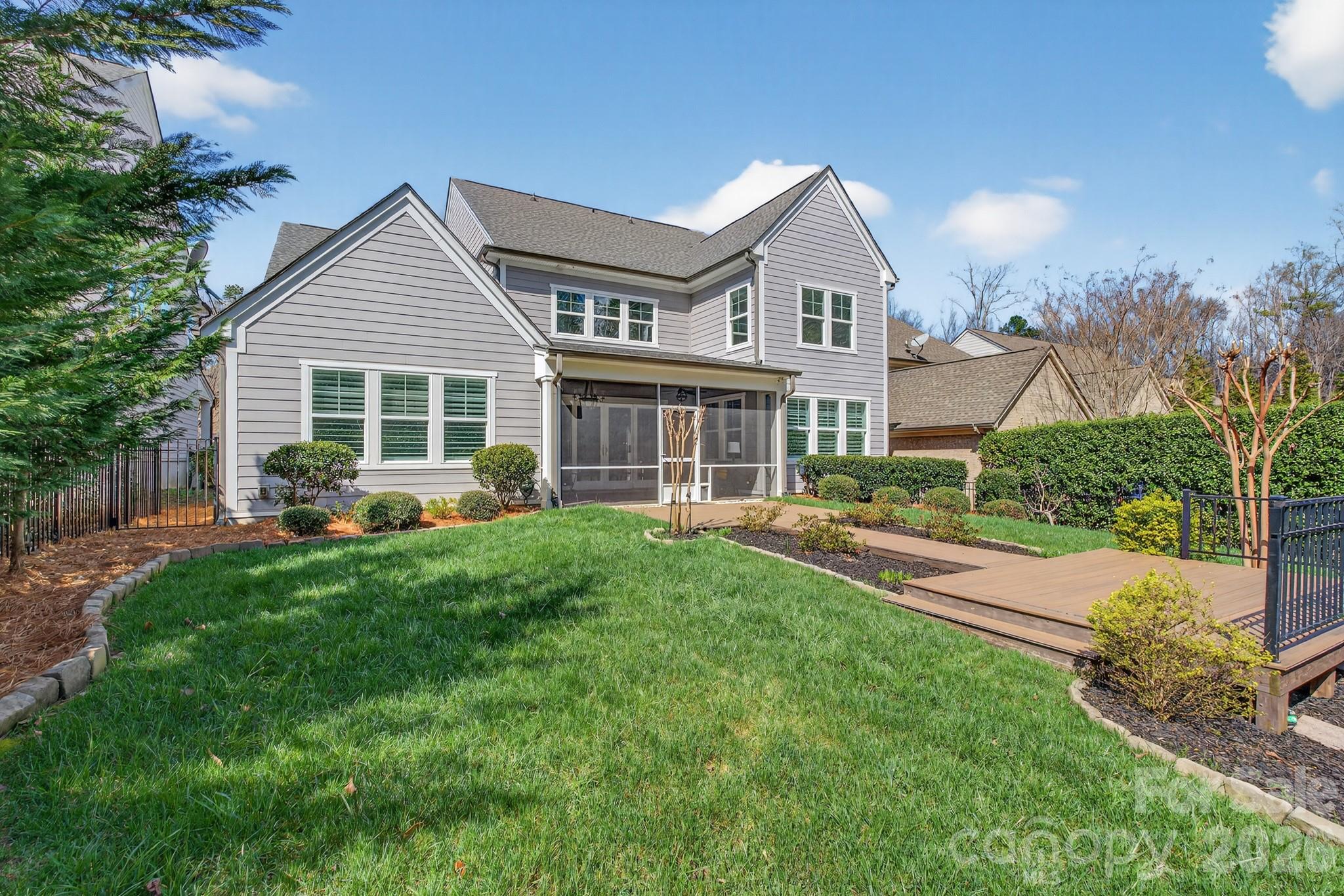 9815 Avenal Lane Charlotte NC 28270