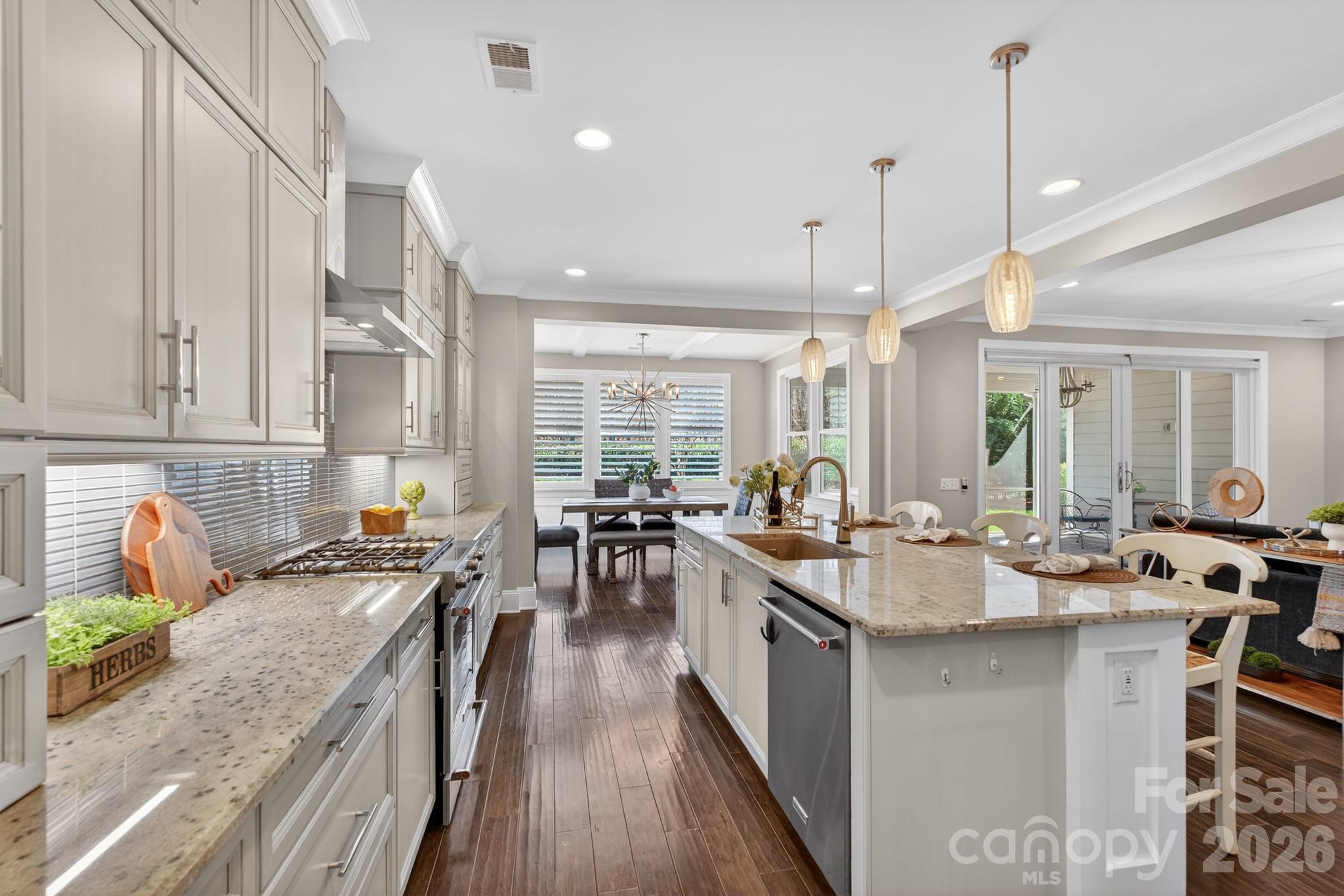 9815 Avenal Lane Charlotte NC 28270