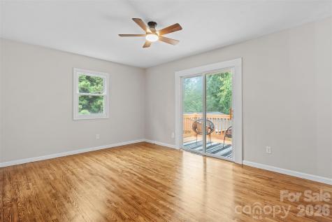 15 Beaverdam Court Asheville NC 28804