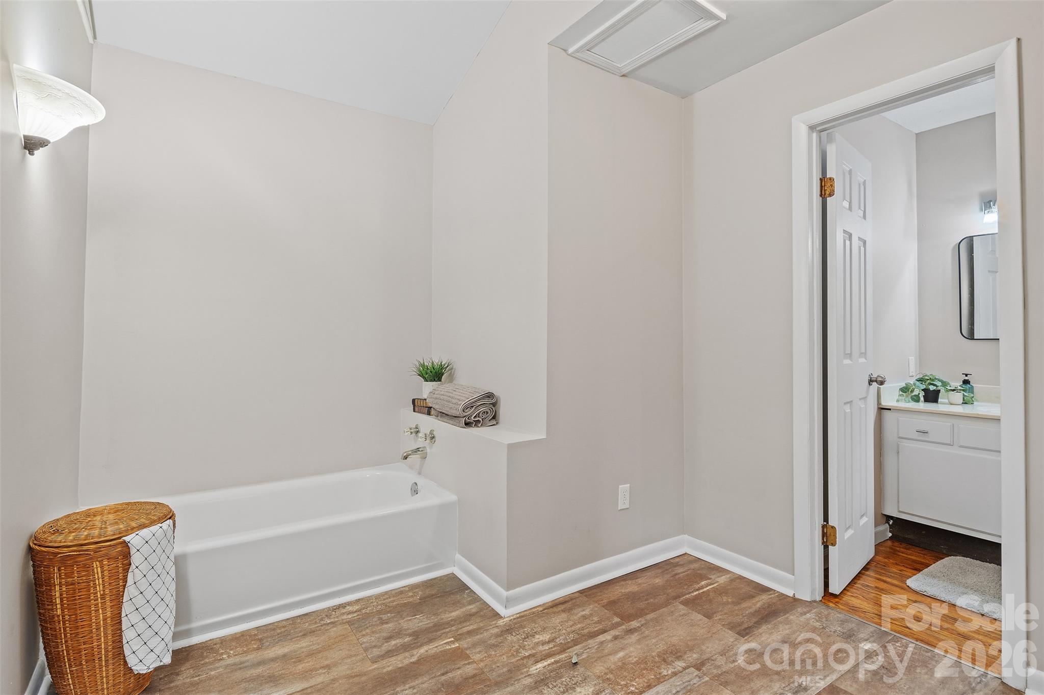 15 Beaverdam Court Asheville NC 28804