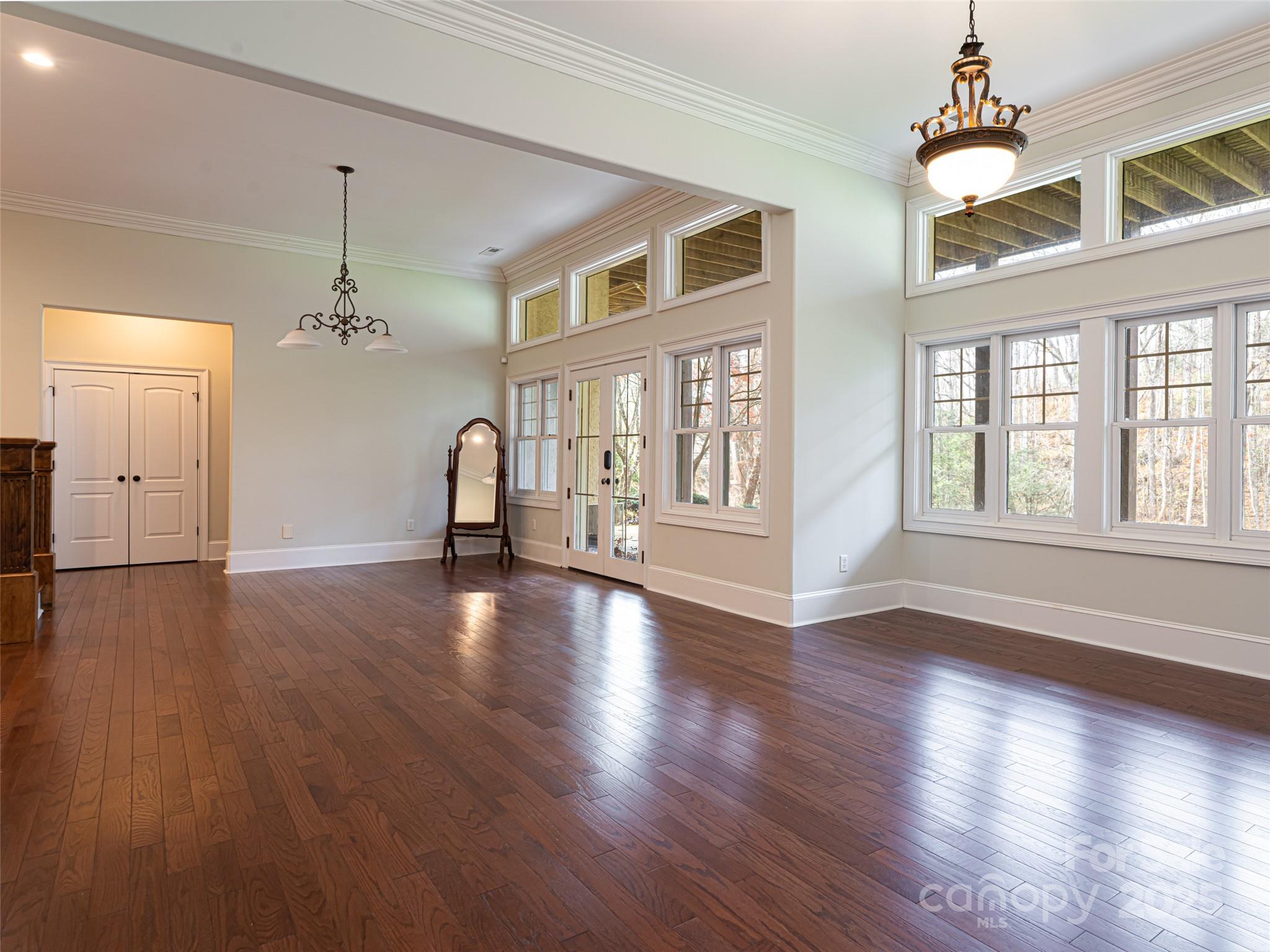 10 Walnut Lane Fletcher NC 28732