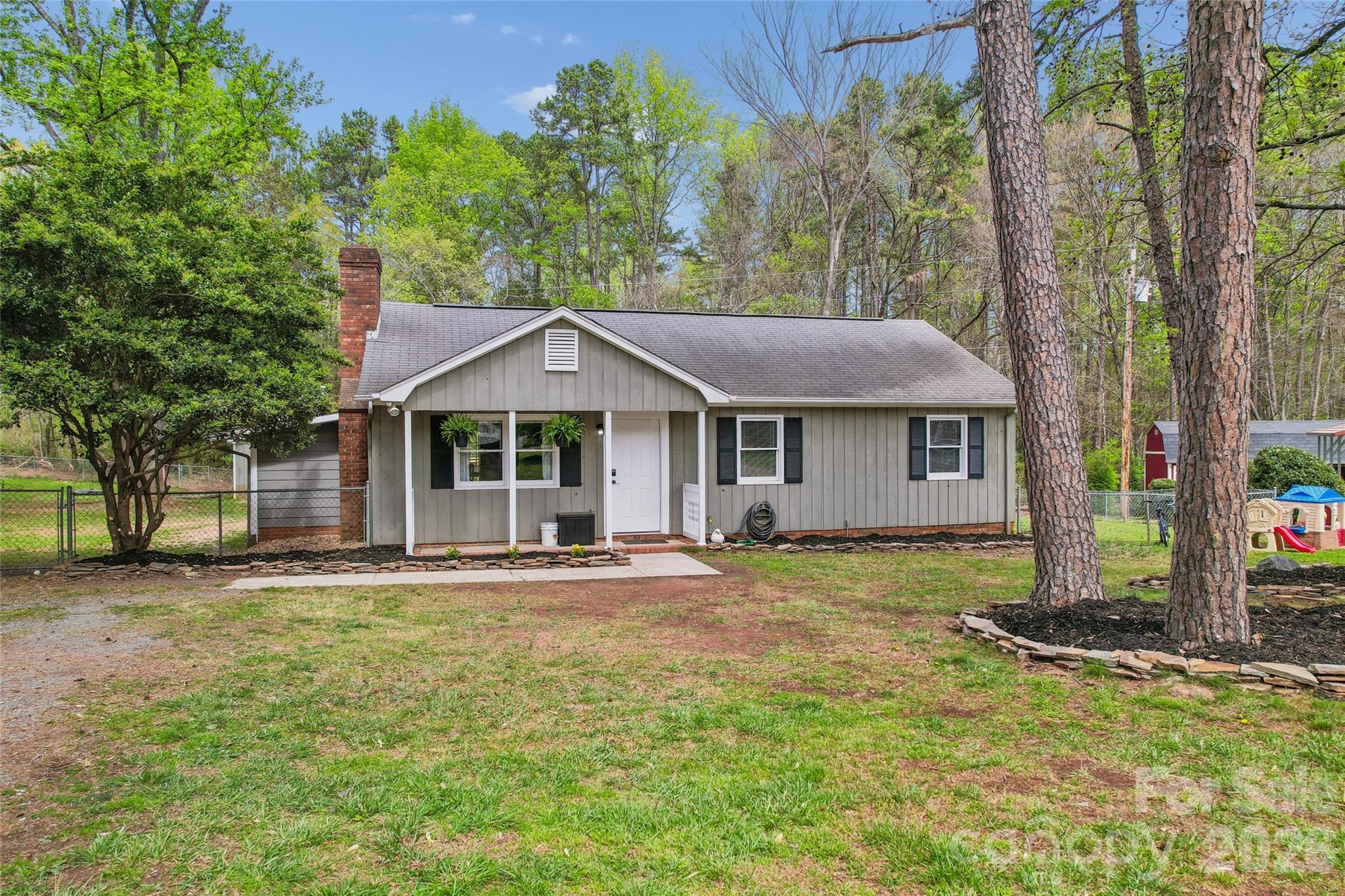 6127 Dovetail Court Charlotte NC 28227