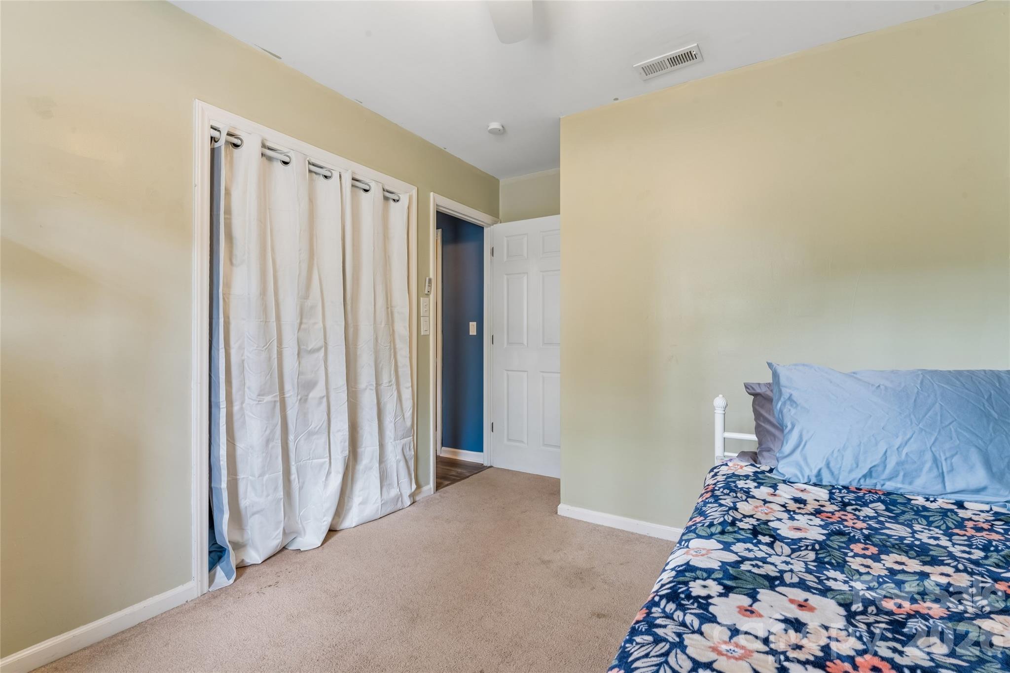 6127 Dovetail Court Charlotte NC 28227