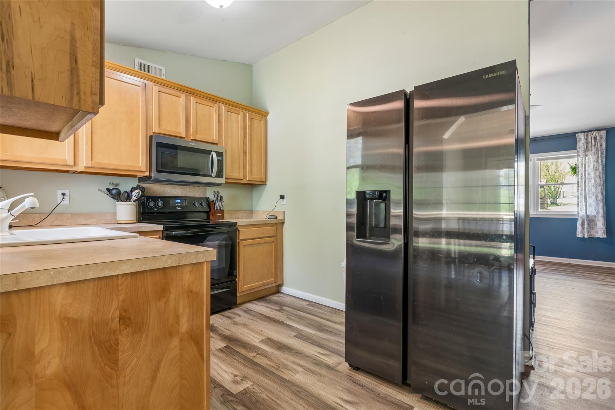6127 Dovetail Court Charlotte NC 28227