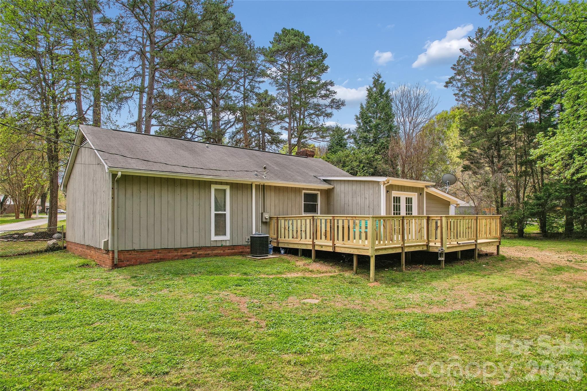 6127 Dovetail Court Charlotte NC 28227