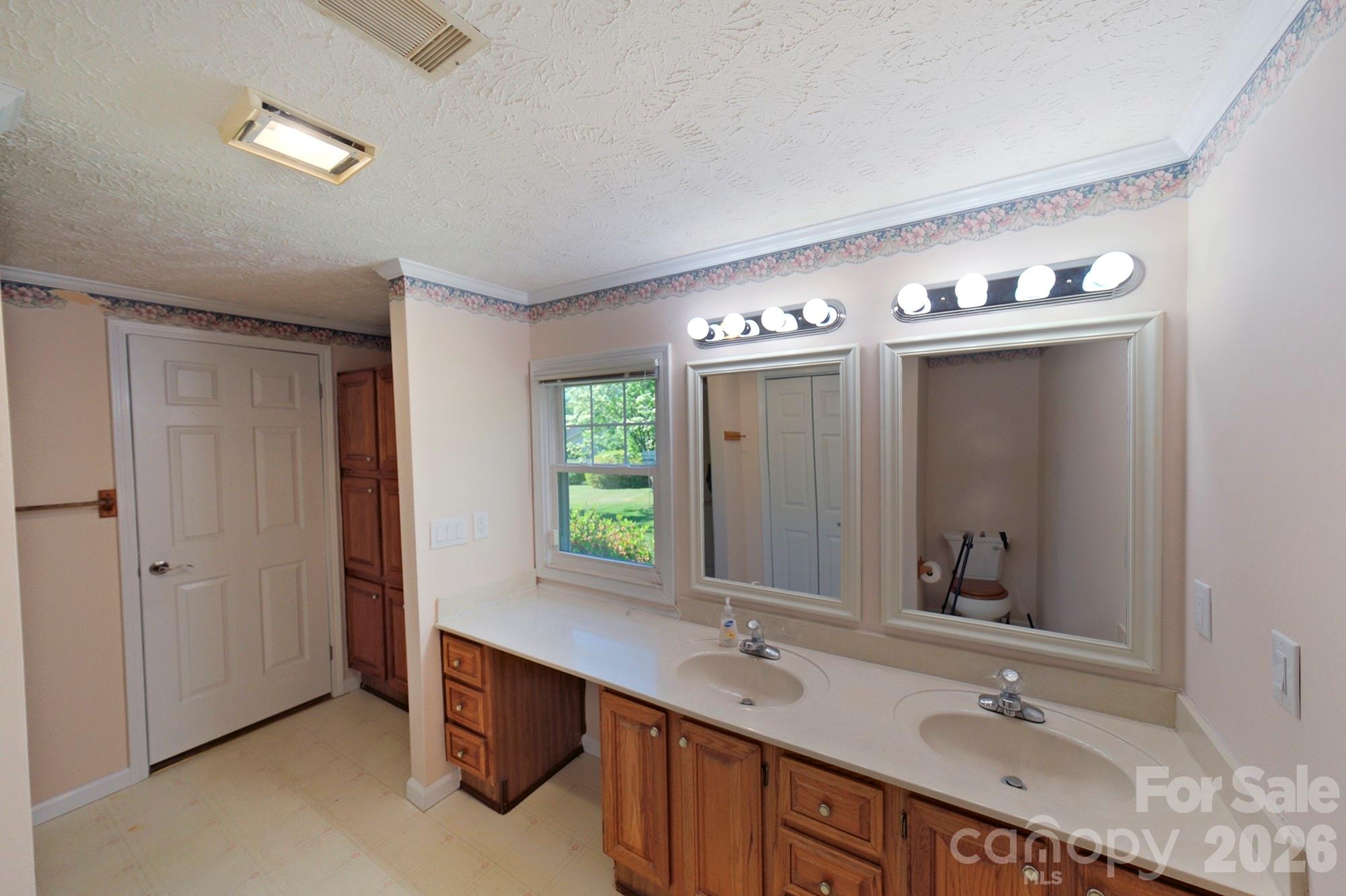 132 Serenity Circle Hendersonville NC 28792