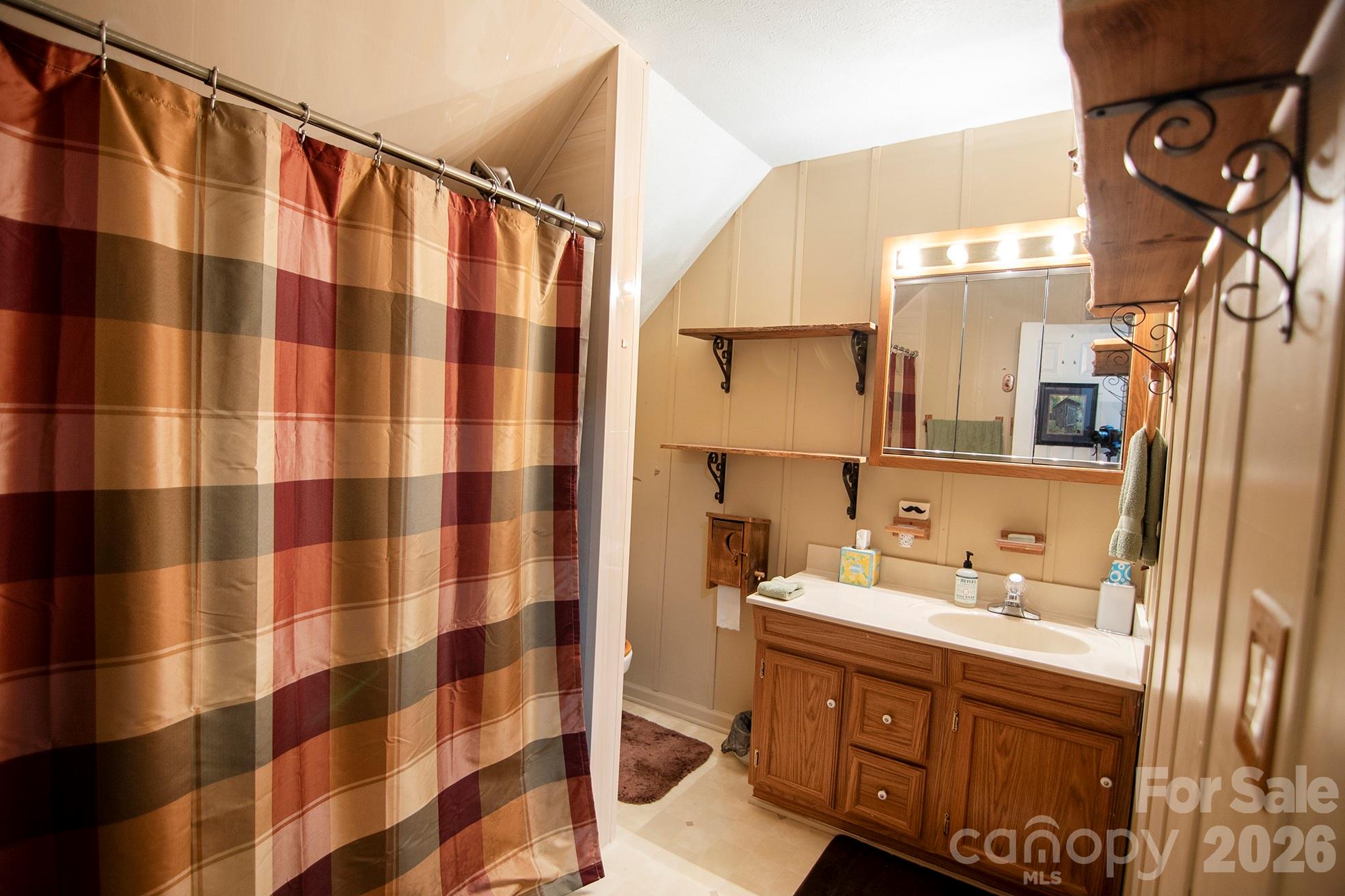 132 Serenity Circle Hendersonville NC 28792