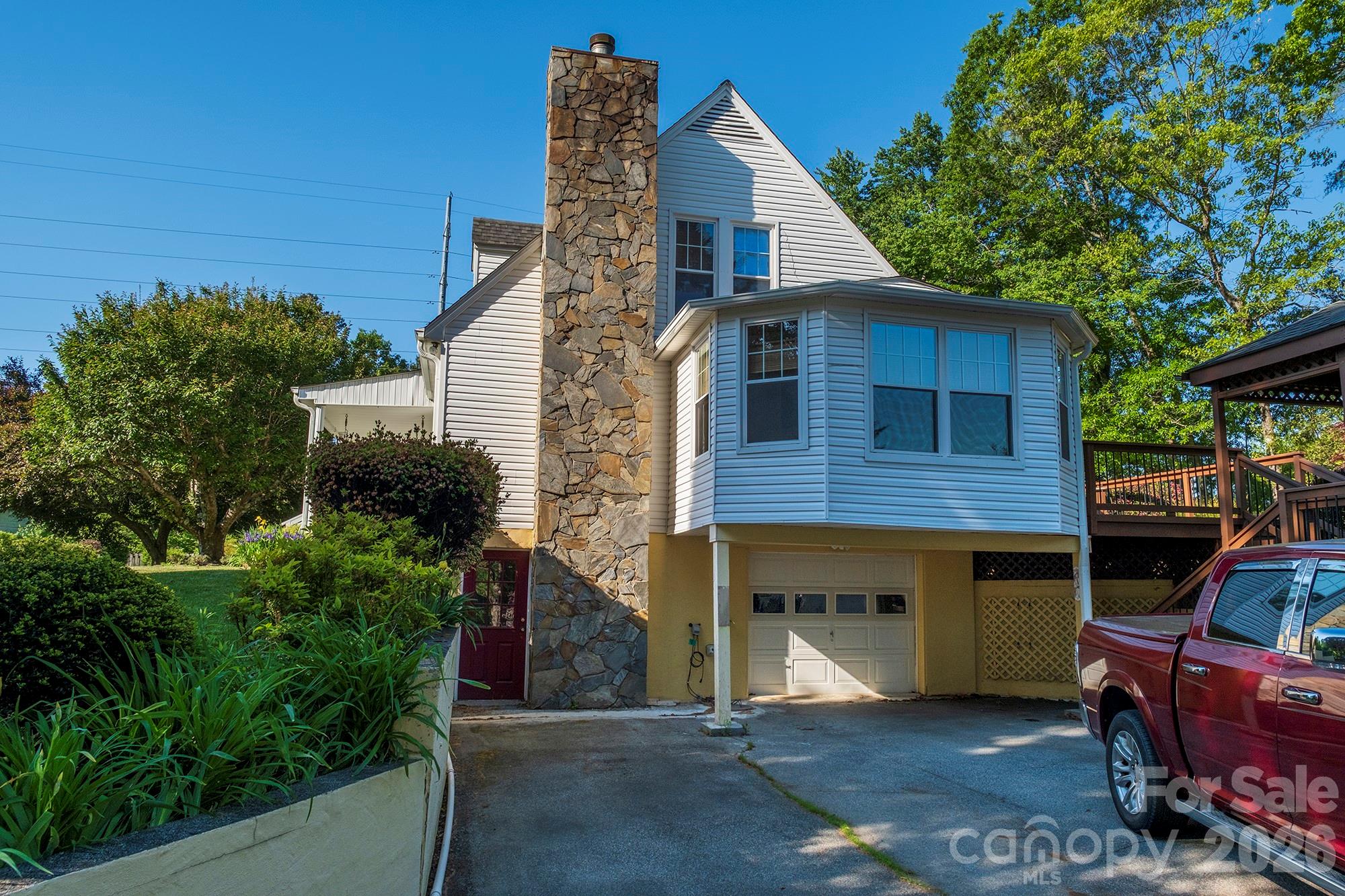 132 Serenity Circle Hendersonville NC 28792