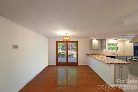 132 Serenity Circle Hendersonville NC 28792