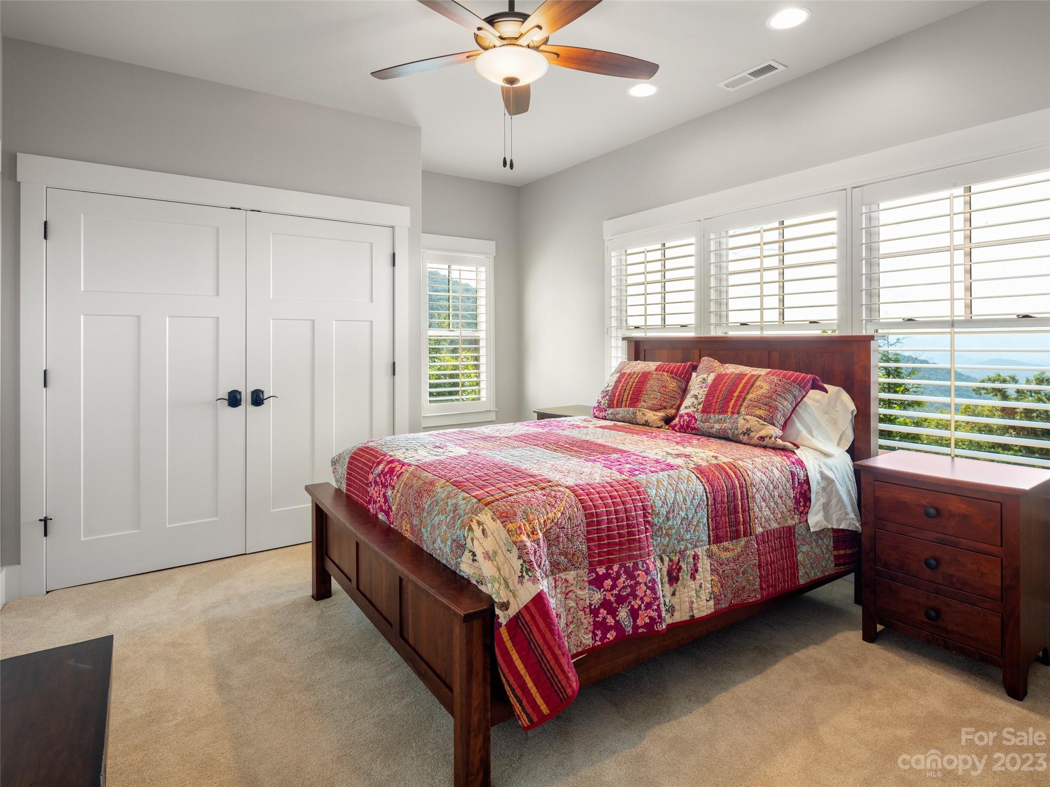 296 Southcliff Parkway Fairview NC 28730