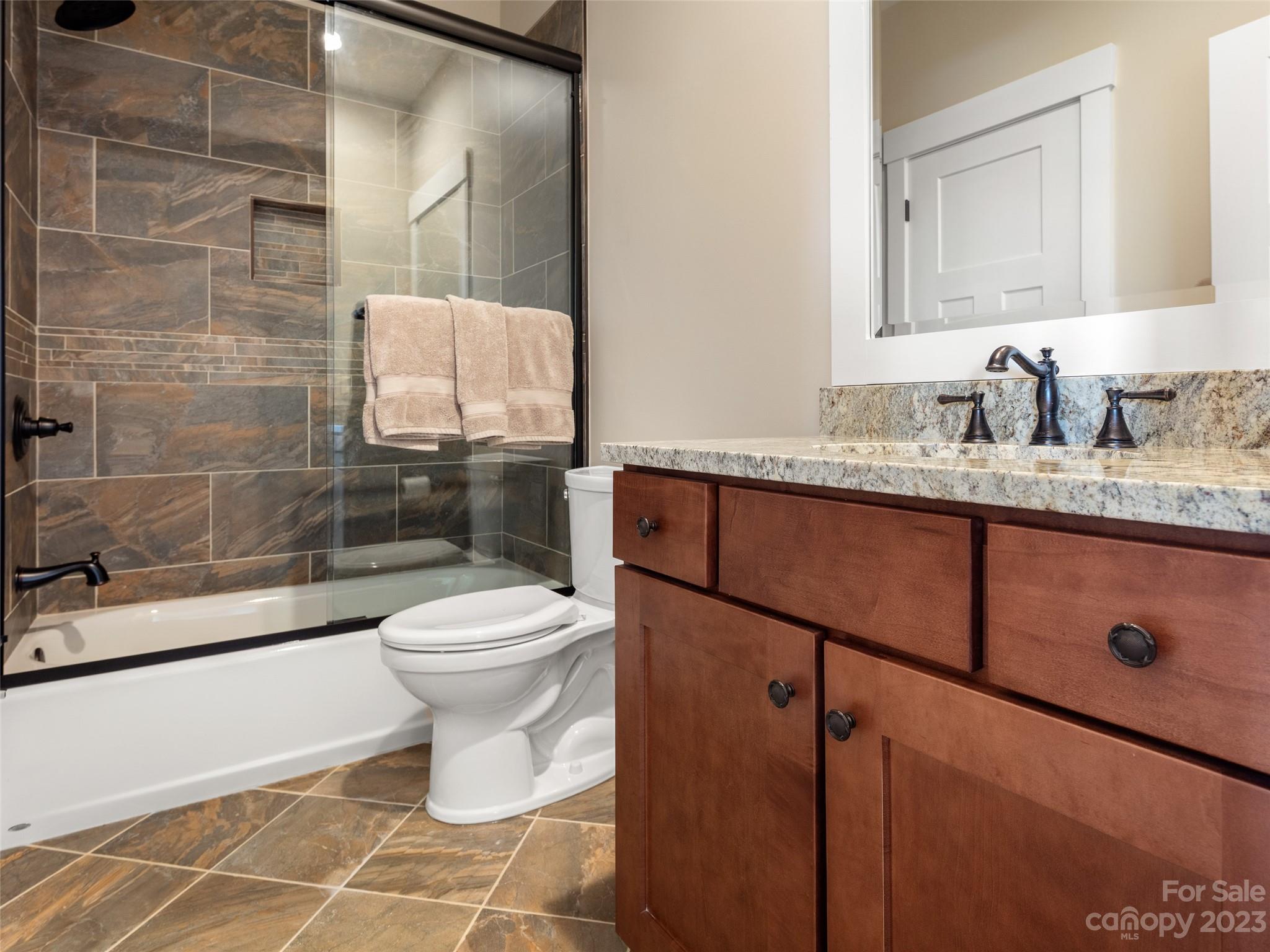 296 Southcliff Parkway Fairview NC 28730