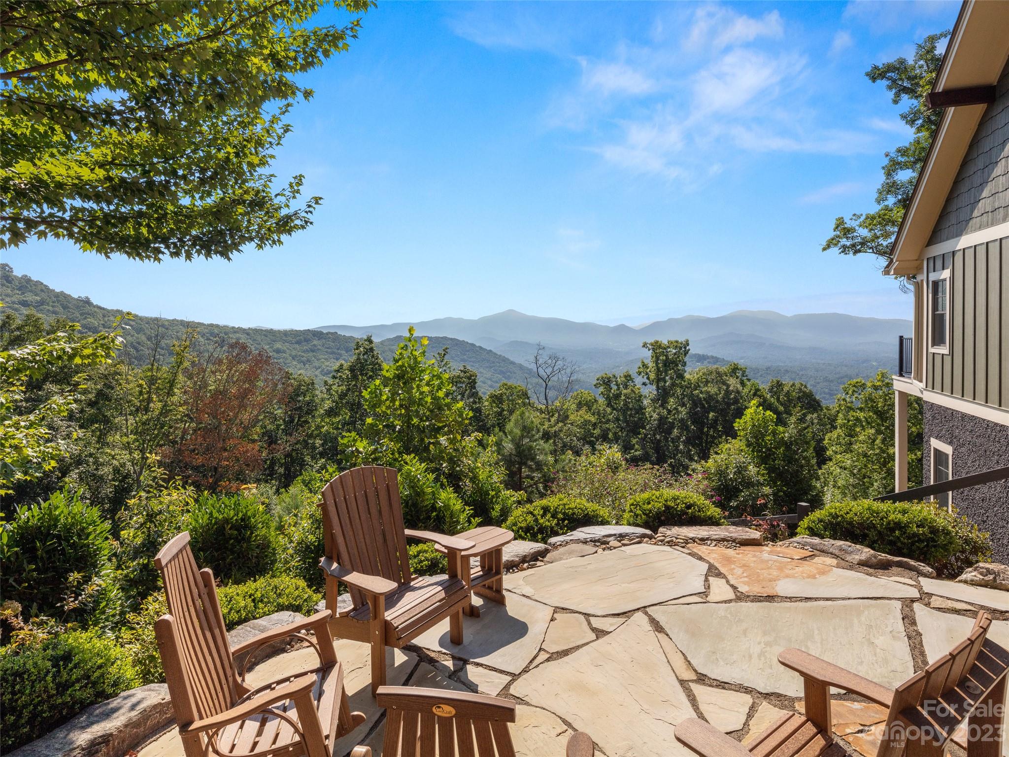296 Southcliff Parkway Fairview NC 28730