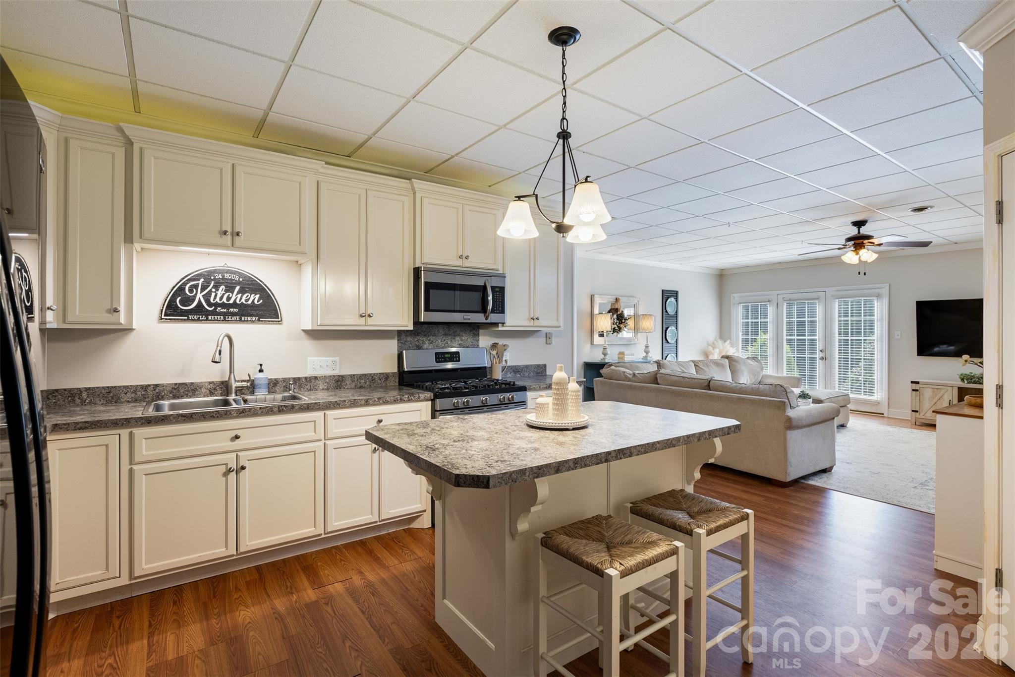 1004 Ashley Place Belmont NC 28012