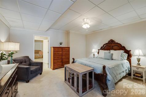 1004 Ashley Place Belmont NC 28012