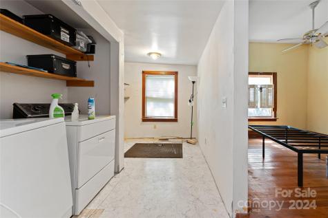 2347 Old Marshall Highway Alexander NC 28701