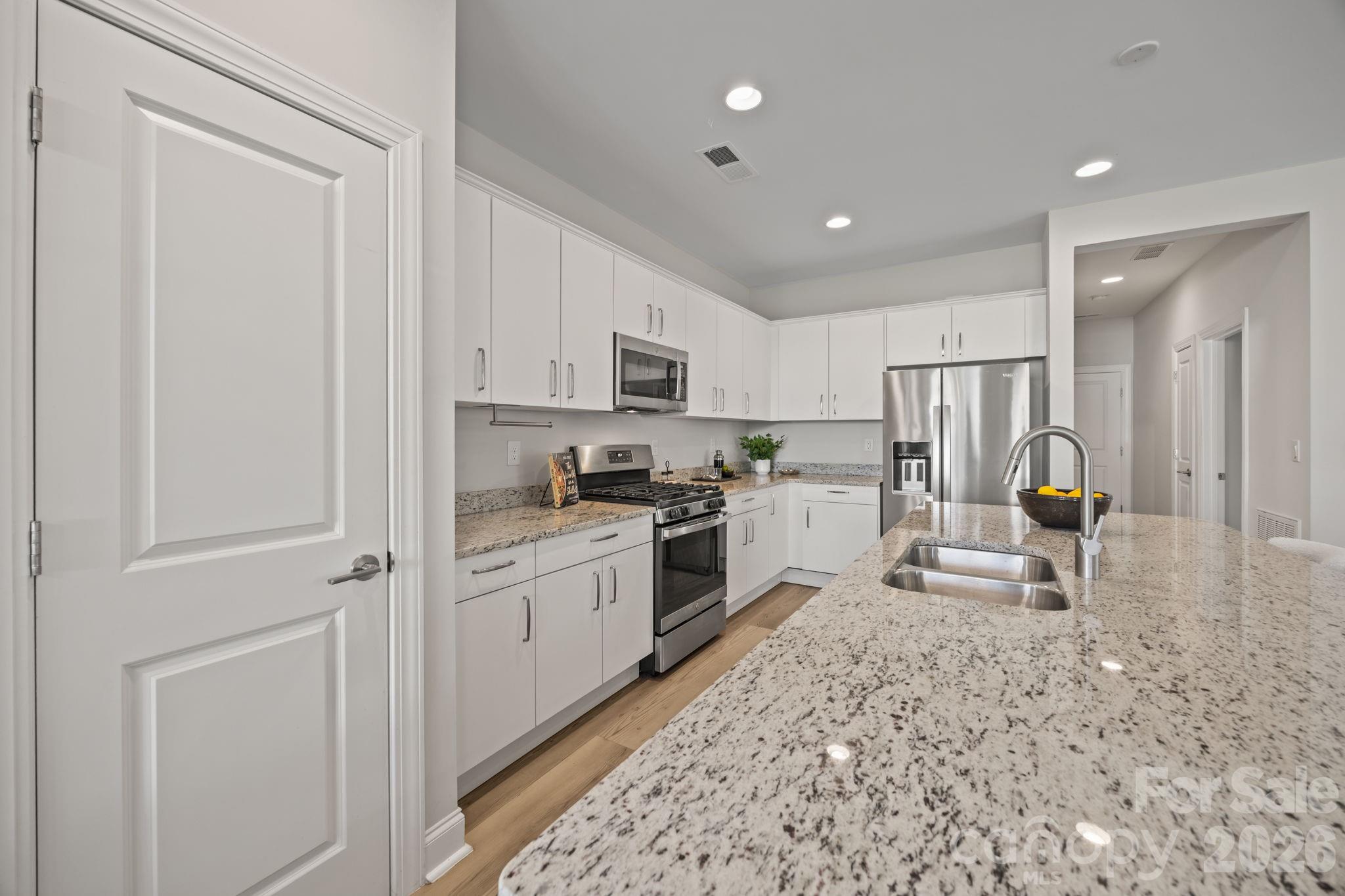 5968 Pier Drive Denver NC 28037