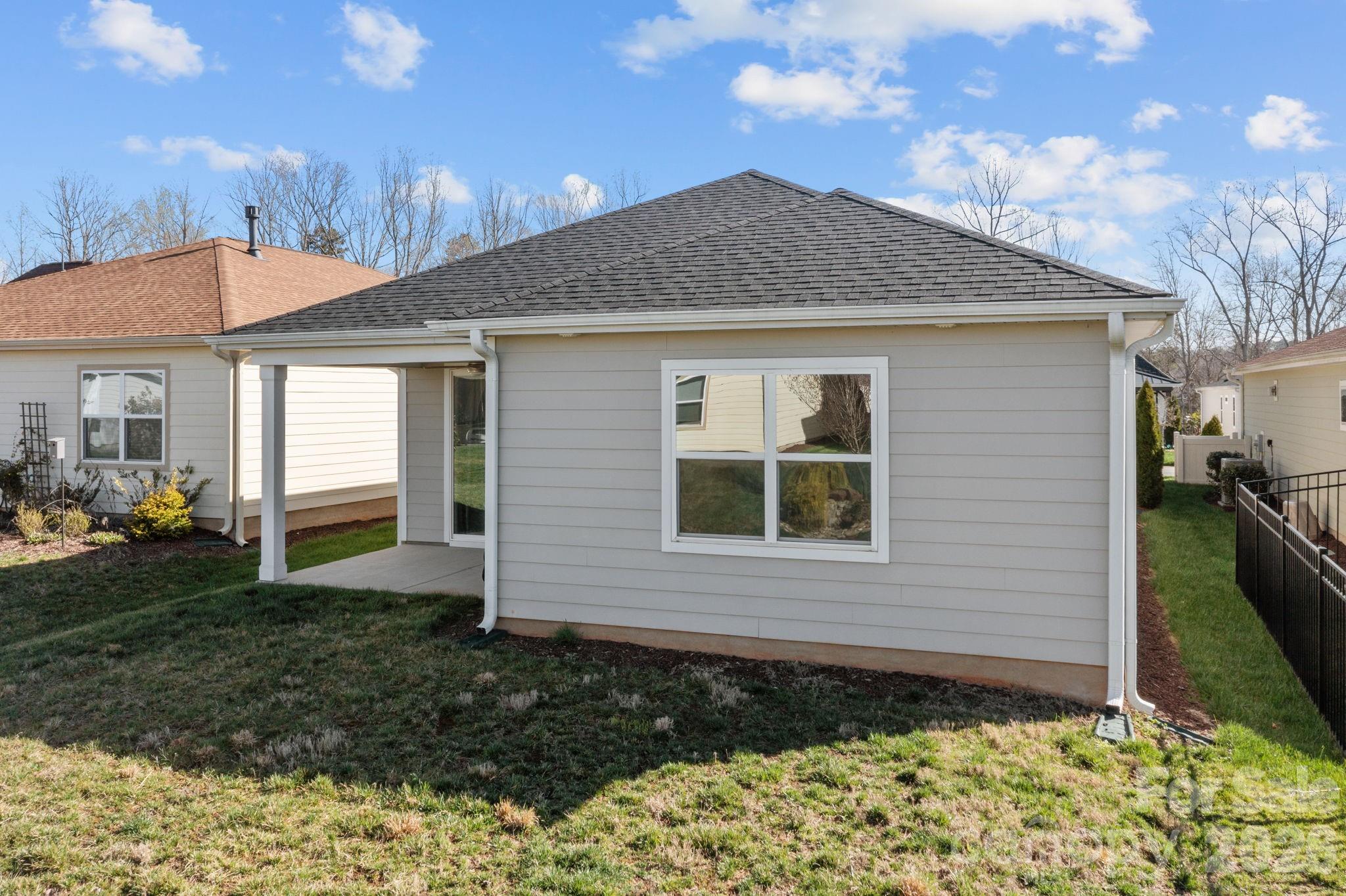 5968 Pier Drive Denver NC 28037