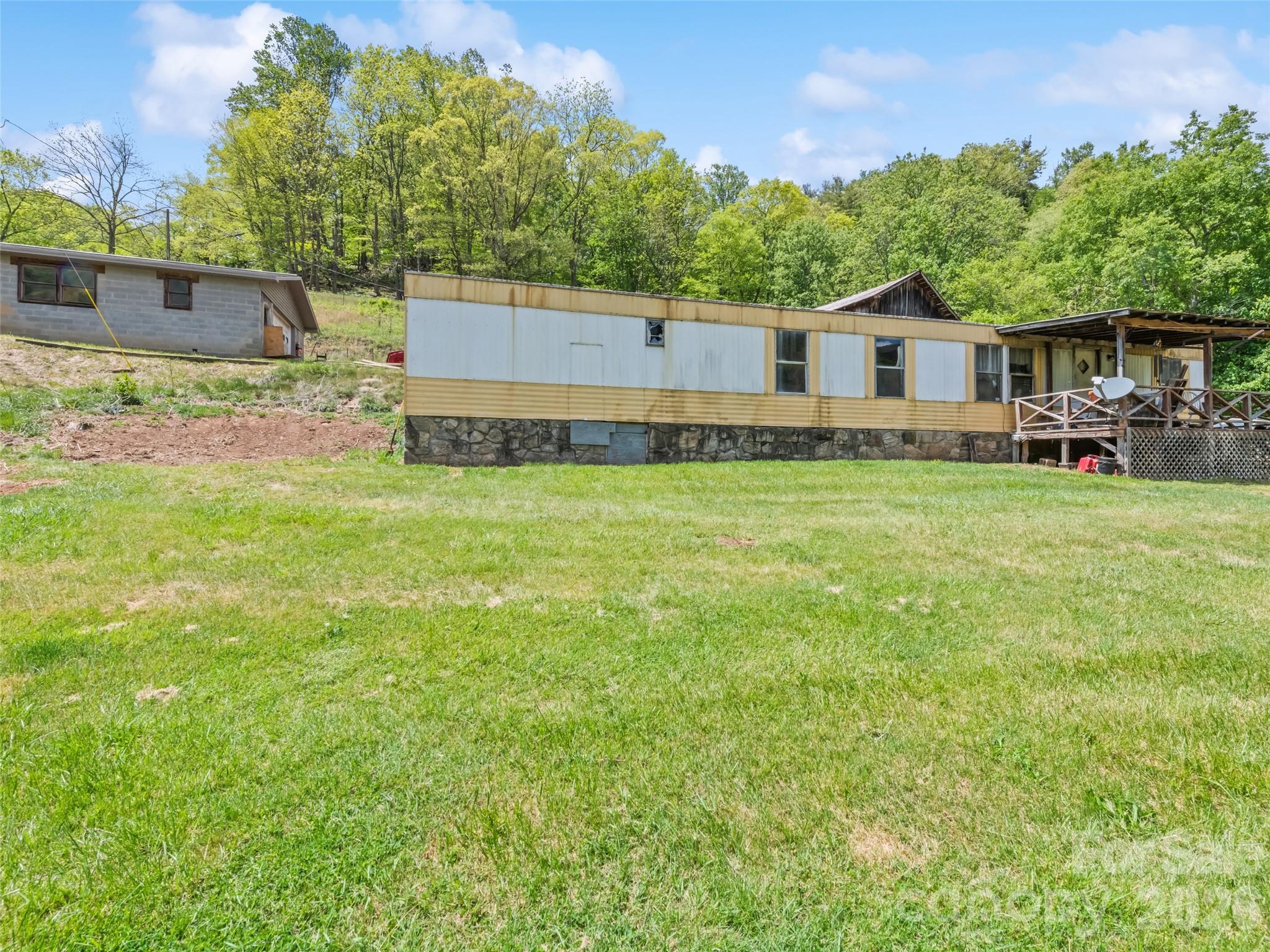 3607 Max Patch Road Clyde NC 28721