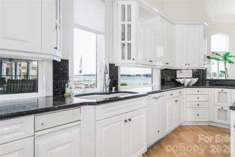 3446 Governors Island Drive Denver NC 28037