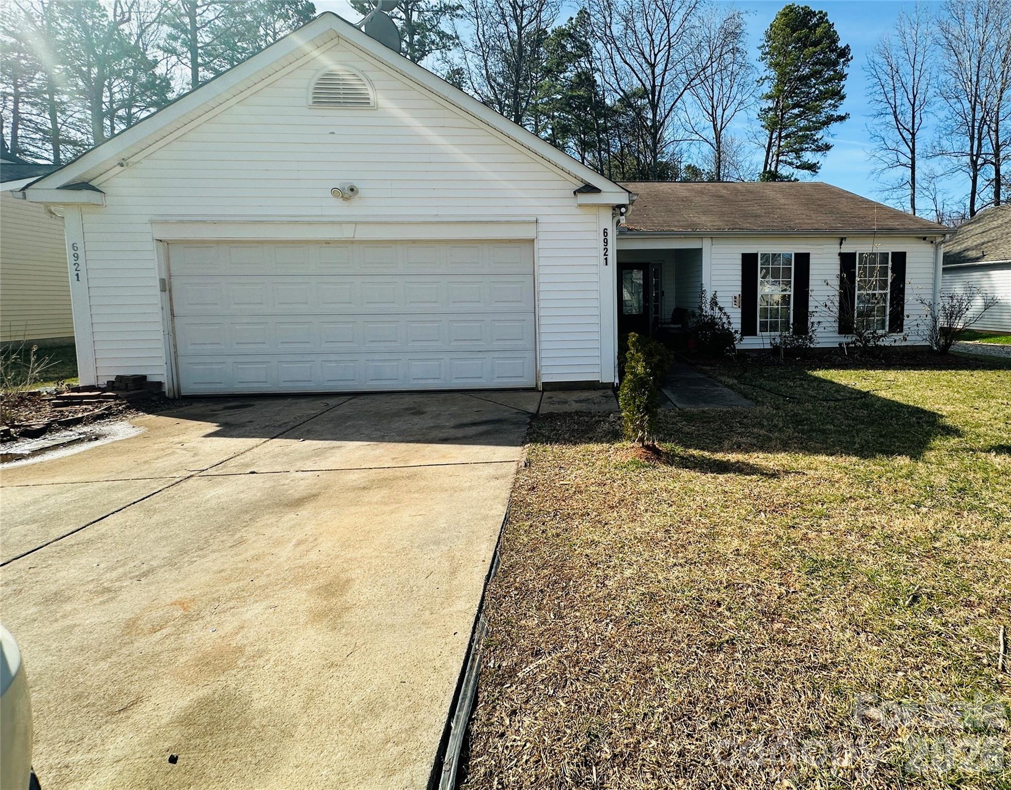6921 Alanbrook Road Charlotte NC 28215