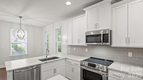 5003 York Park Lane Charlotte NC 28217